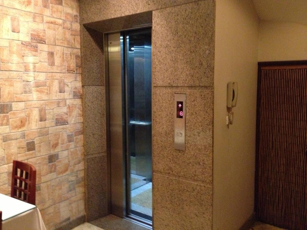 Golden Land Hotel Ханой Екстер'єр фото
